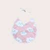 Thumbnail Babero Rosa con Nubes0